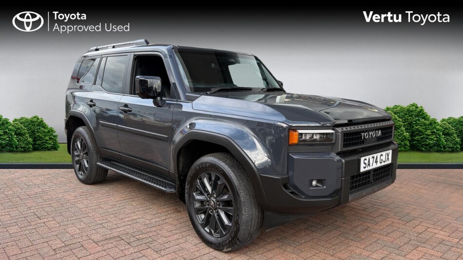 Toyota Land Cruiser 2.8 D-4D 204 Invincible 5dr Auto [7 Seat] Diesel Station Wagon